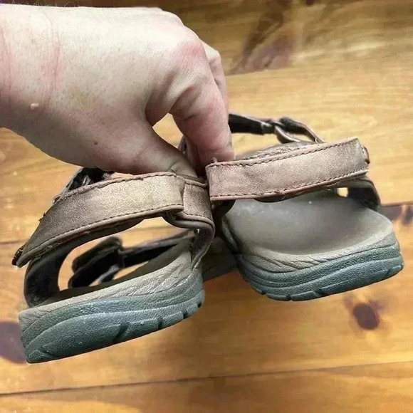 🔥New Balance🔥 | Bronze leather  Maya sports sandals - Picture 6 of 11